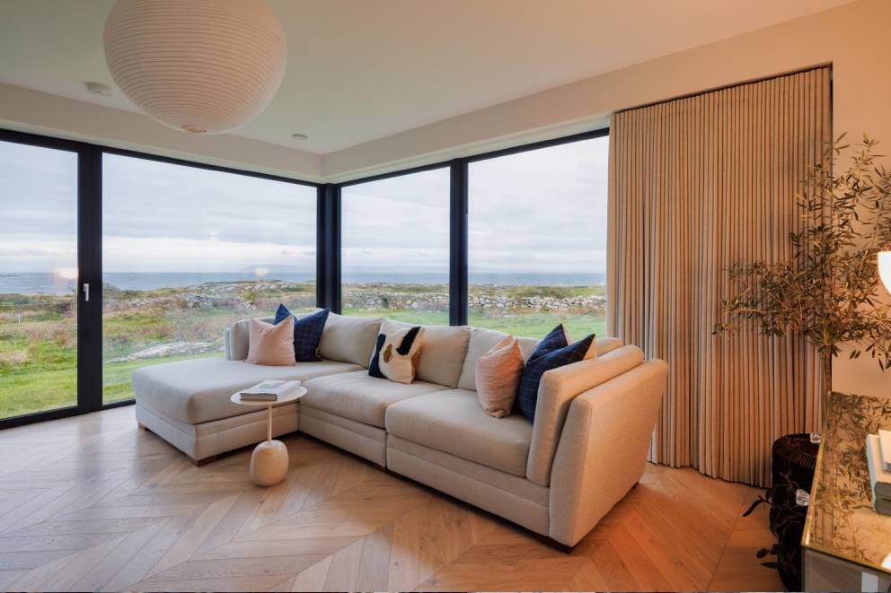 Oknoplast Corner Window